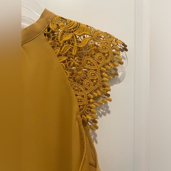 Mustard Lace Sleeve Open Back Top - Picture 12 of 14